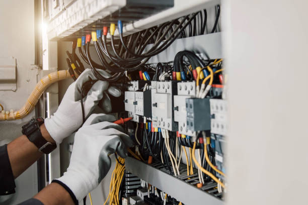 Best Emergency Electrical Repair  in Fond Du Lac, WI